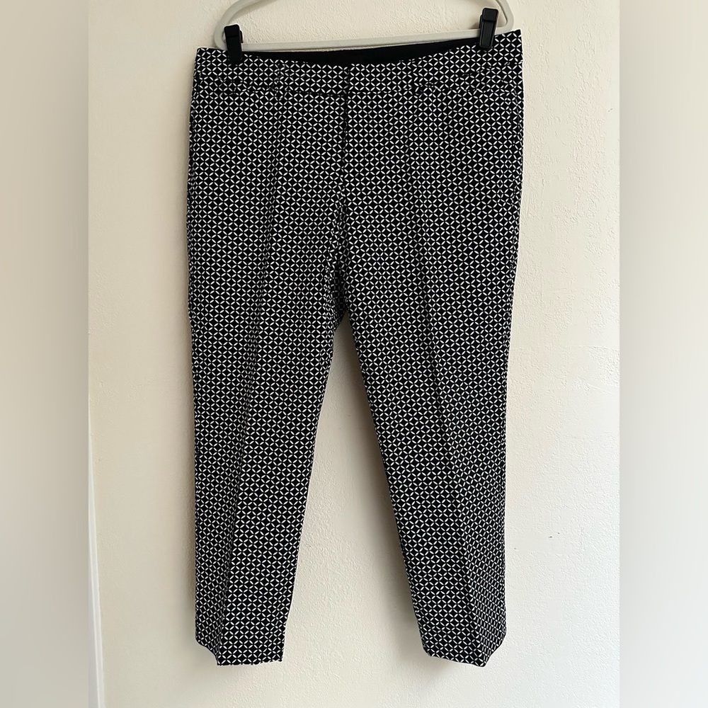a.n.a Black and Gray Patterned Cropped Pants